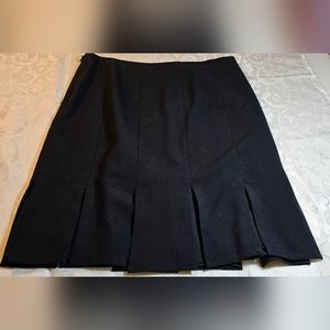 Black pleated skirt 23" long